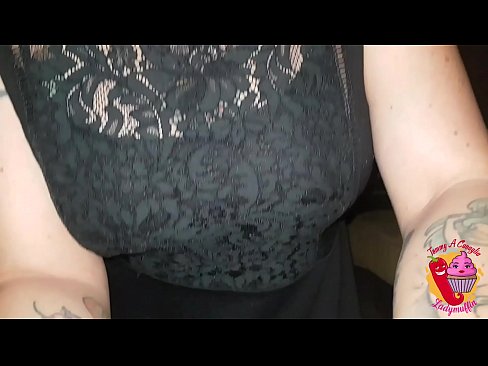 ❤️ Šluknjasta posvojenka mu daje fafanje in španščino ️ Sex video na sl.pornsexer.ru ﹏