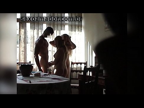 ❤️ Spolni prijatelji povabijo ogromnega moškega in trojček z njim ️ Sex video na sl.pornsexer.ru ﹏