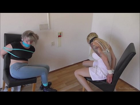 ❤️ Zasvojena / zvezana in z usti / deklica v stiski ️ Sex video na sl.pornsexer.ru ﹏